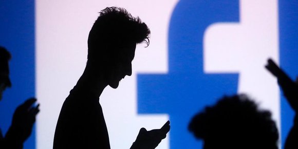 Facebook teamer opp med Unity og lager Steam-utfordrer