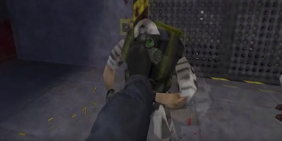 Denne «Half-Life»-modden lar deg sparke deg gjennom spillet som Duke Nukem