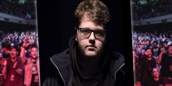 18 år gamle Tommy fra Bøvågen møter verdens beste «Smash»-spillere i Los Angeles neste helg