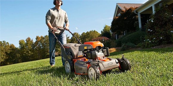 Lawn Mowing Simulator