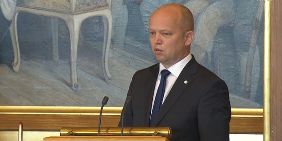Finansministeren: – Vil ikke påtvinge Activision en strategi eller detaljstyre