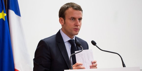 Macron sier opptøyer i Frankrike gjøres av folk «beruset på dataspill» etter at politiet skjøt og drepte 17-åring