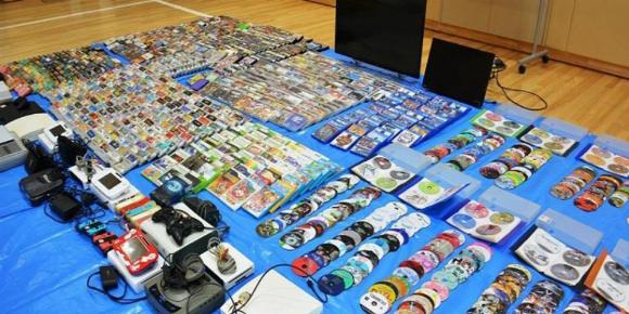 Fire personer arrestert i Japan for å ha latt bargjester spille «Splatoon» og «Monster Hunter»