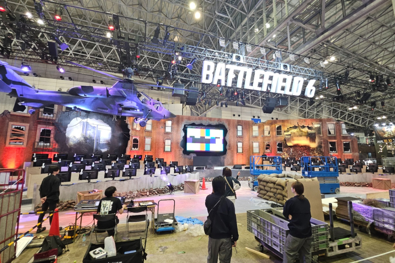 De norske spillene var i godt selskap: Battlefield 6 var nærmeste nabo – og her bygges den standen.